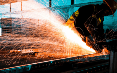 How IoT and Cloud Computing Improve Operational Efficiency in Manufacturing